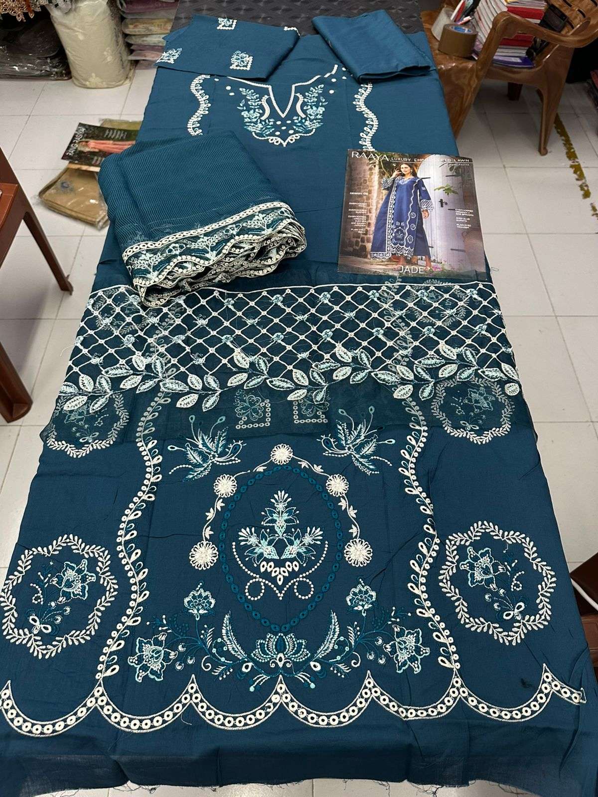 Luxury Embroidered Lawn Unstitch 2026 by Raaya-21