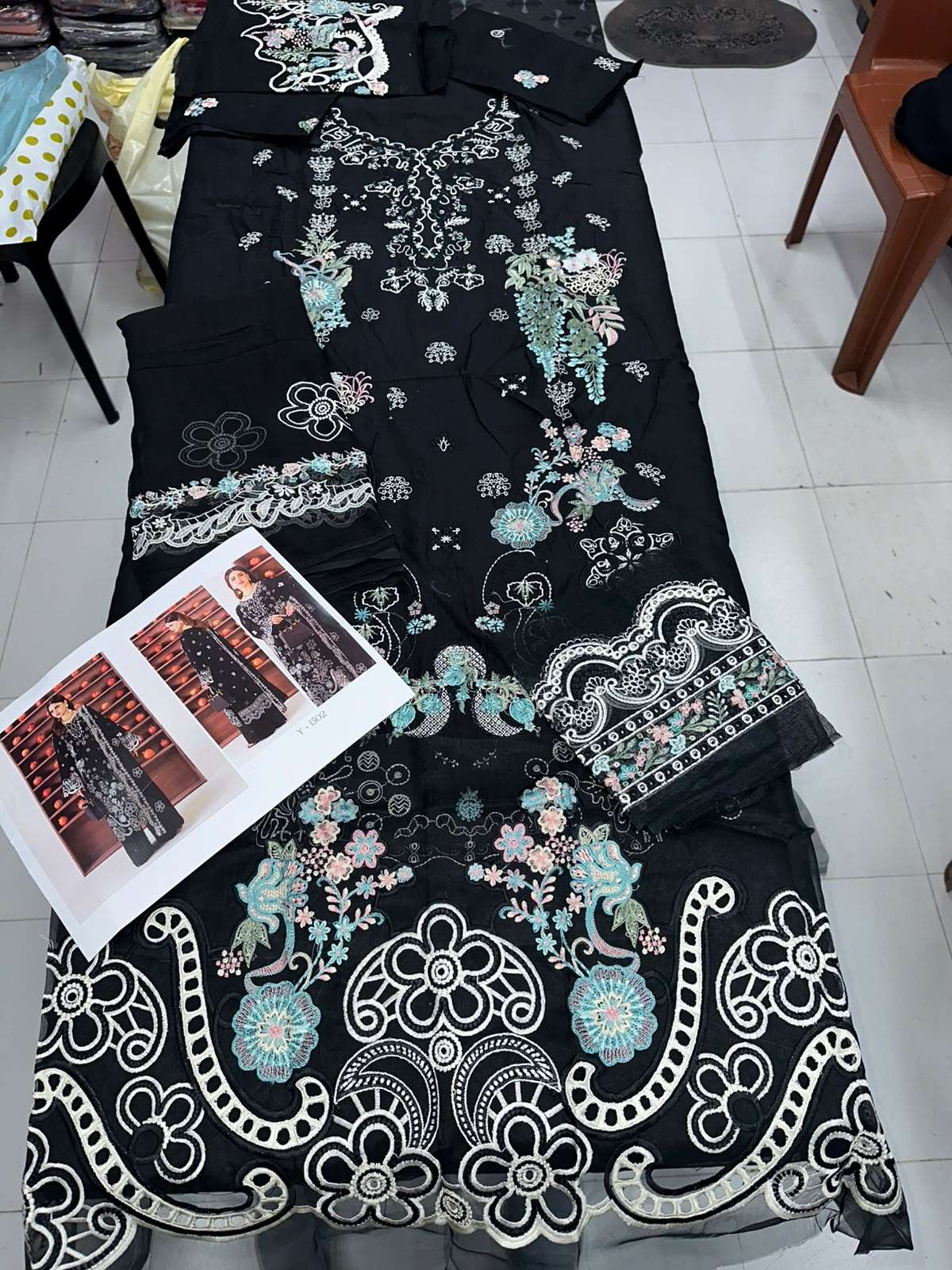 RIWAYAT LUXURY LAWN COLLECTION VOL - 15 BY RAMSHA - 06
