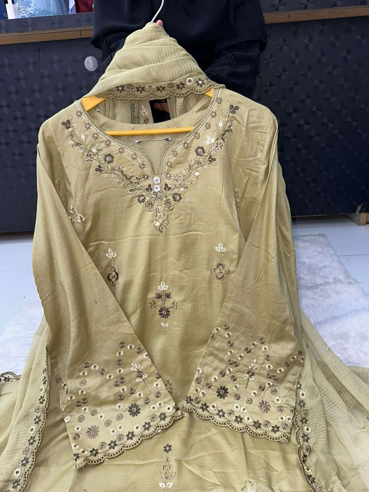 RTW FANCY EXCLUSIVE EMBROIDERED FORMAL LAWN COLLECTION BY TAWAKKAL PRINT - 14