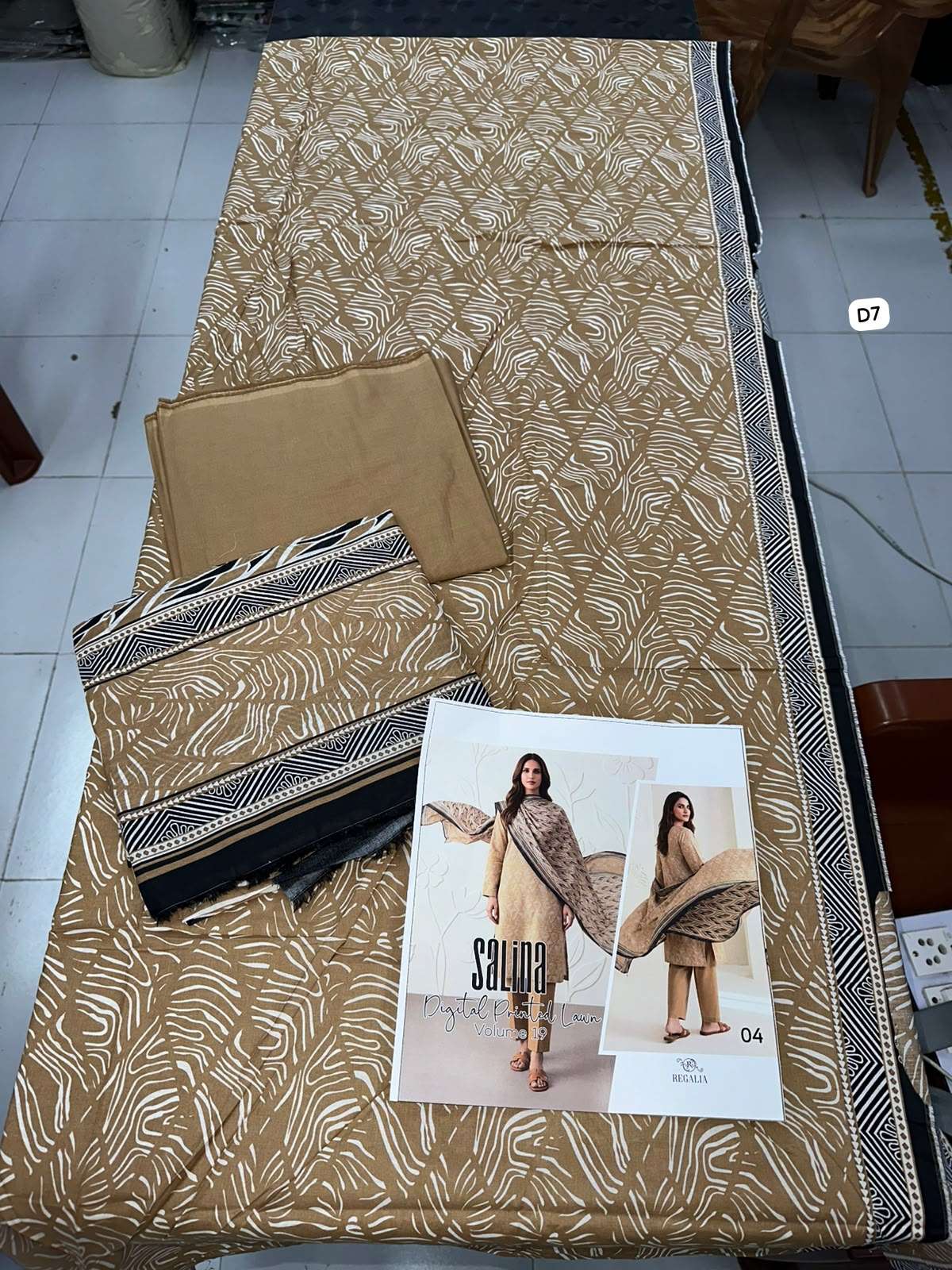 SALINA PRINTED LAWN COLLECTION VOL - 19 BY REGALIA TEXTILES - 07