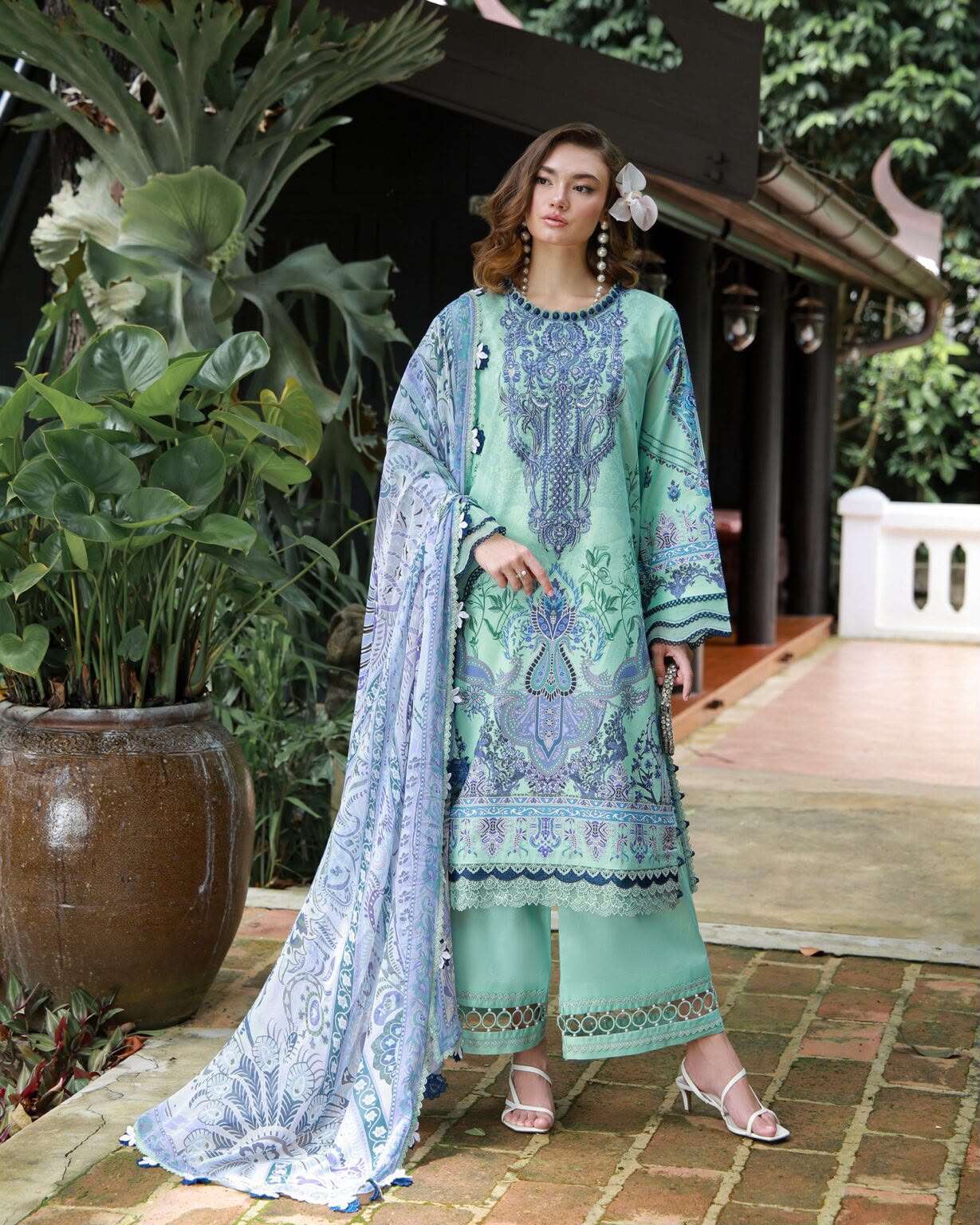 URBANE EMBROIDERED LAWNS BY JADE - 06
