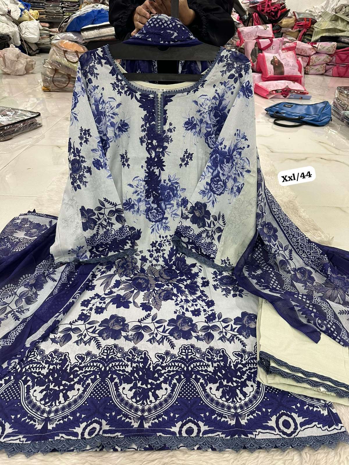 RTW PRINTED COTTON COLLECTION CODE - NOP76 BY RTW - 08