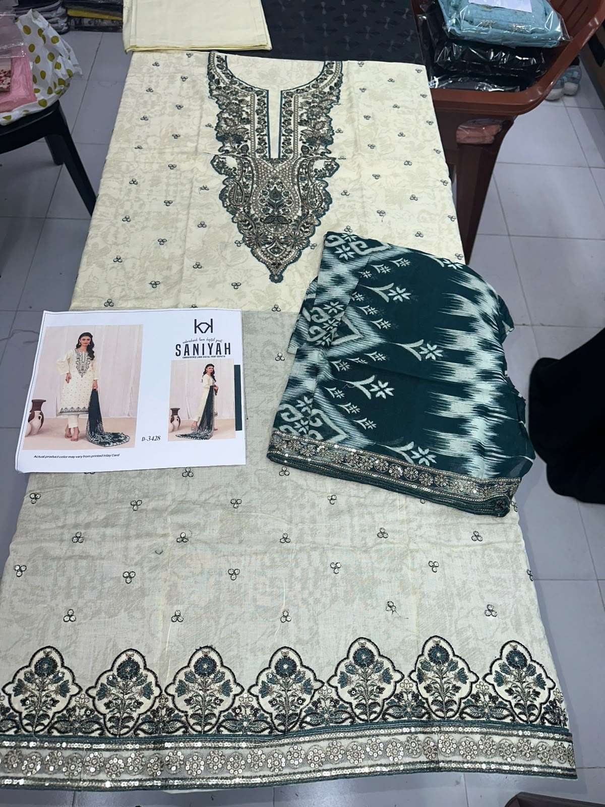 SANIYAH EMBROIDERED DIGITAL PRINTED FANCY LAWN COLLECTION OPEN PICS BY SHAHID TAWAKKAL - 06