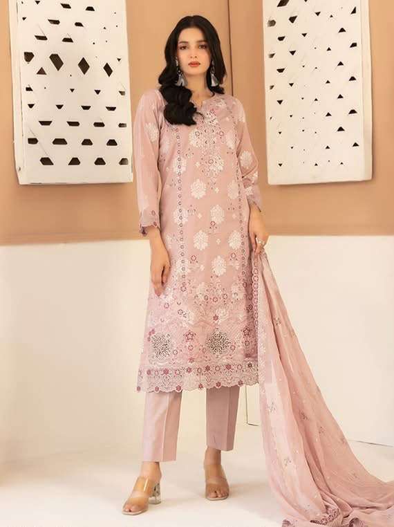 ZAYLEE NEW EMBROIDERED BROSHIA LAWN MODEL PICS BY SHAHID TAWAKKAL - 06