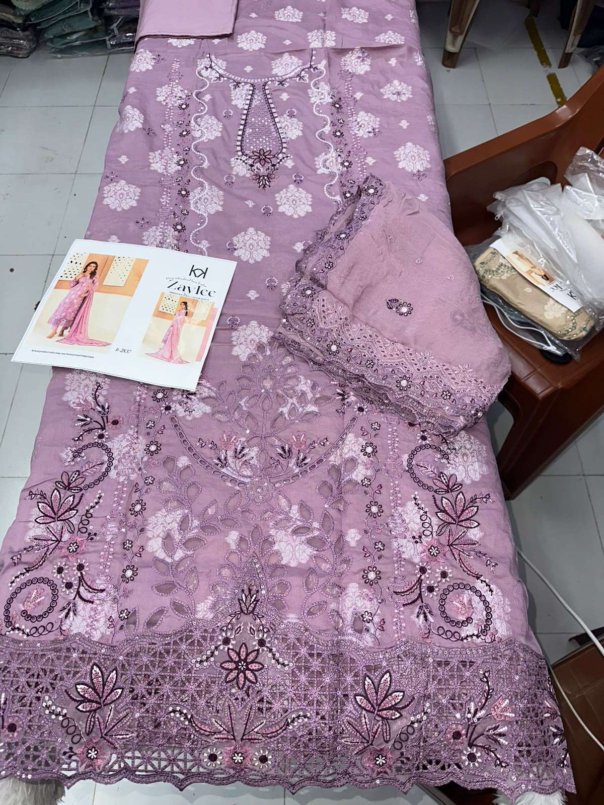 ZAYLEE NEW EMBROIDERED BROSHIA LAWN OPEN PICS BY SHAHID TAWAKKAL - 05