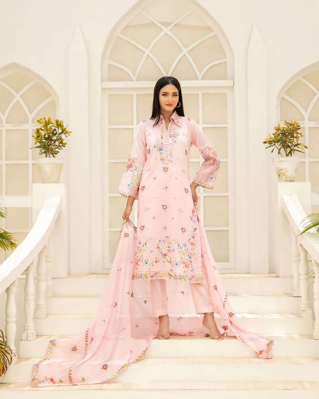 ELSION LAWN MODEL PIC BY TAWAKKAL - 05