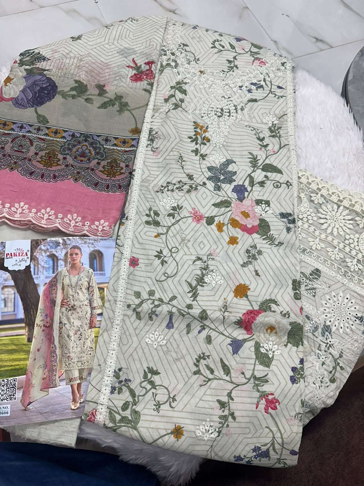 HUMDUM VOL - 19 OPEN PICS BY PAKIZA PRINTS - 02