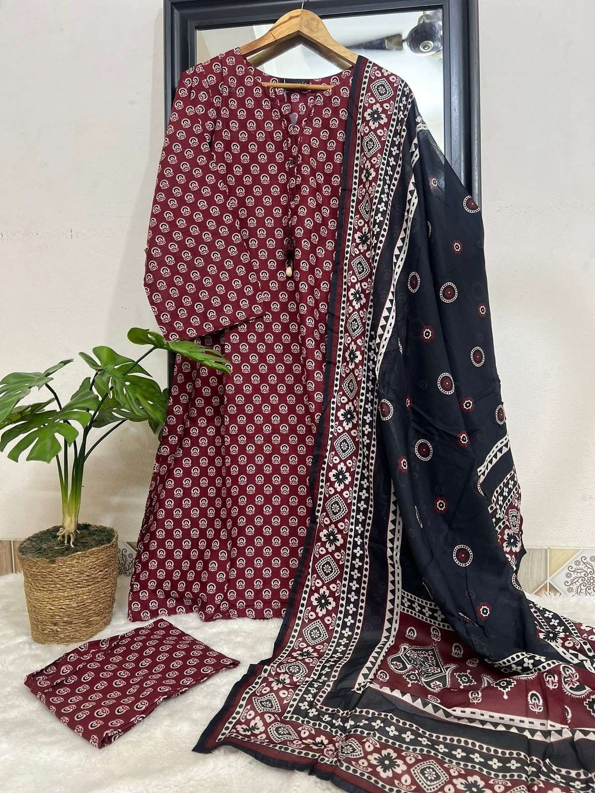 READY TO WEAR PRINTED LAWN COLLECTION BY SADABAHAR - 07