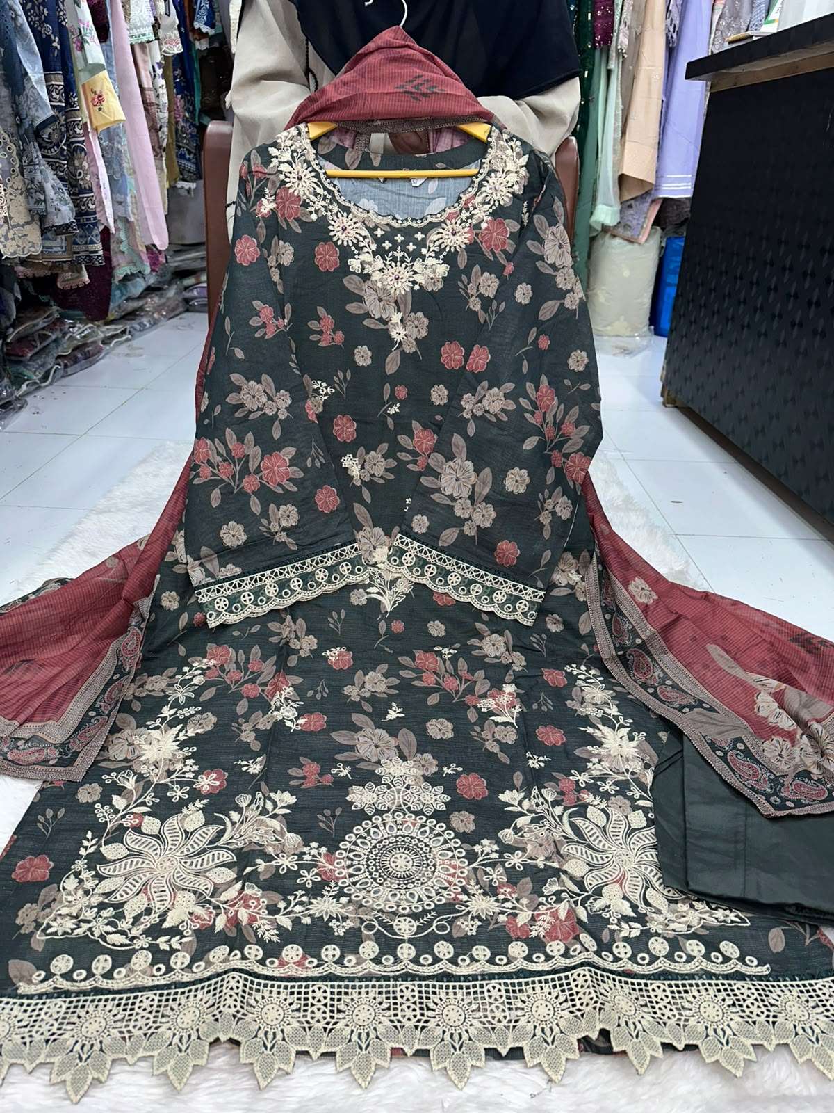 RTW GULIN PRET LAWN COLLECTION BY TAWAKKAL - 15