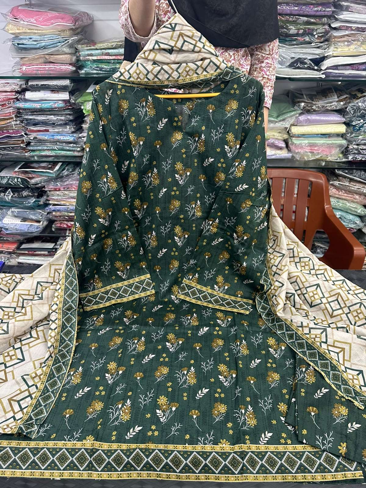 RTW LAWN PRET 2026 BY TAWAKKAL - 01