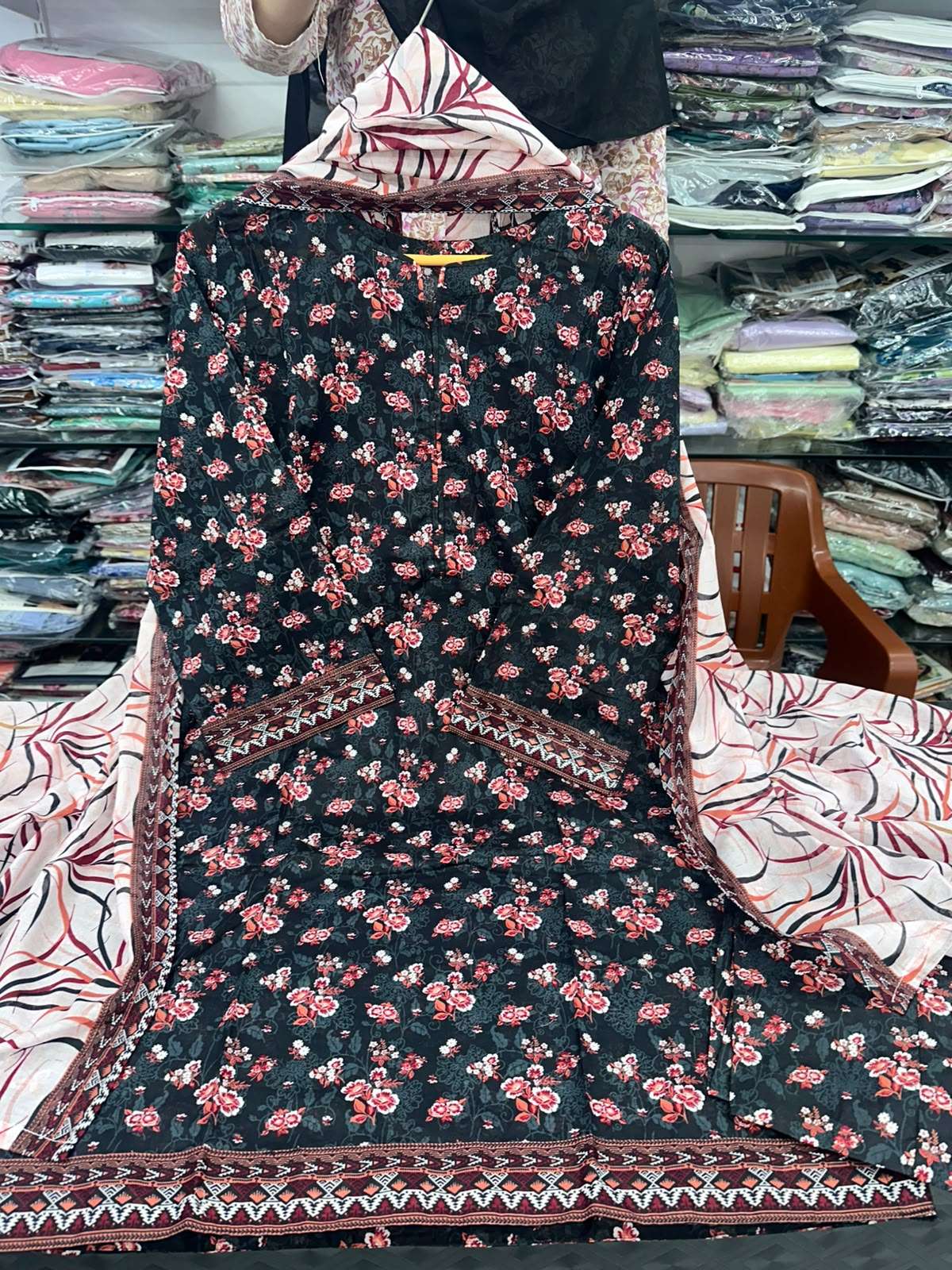RTW LAWN PRET 2026 BY TAWAKKAL - 09