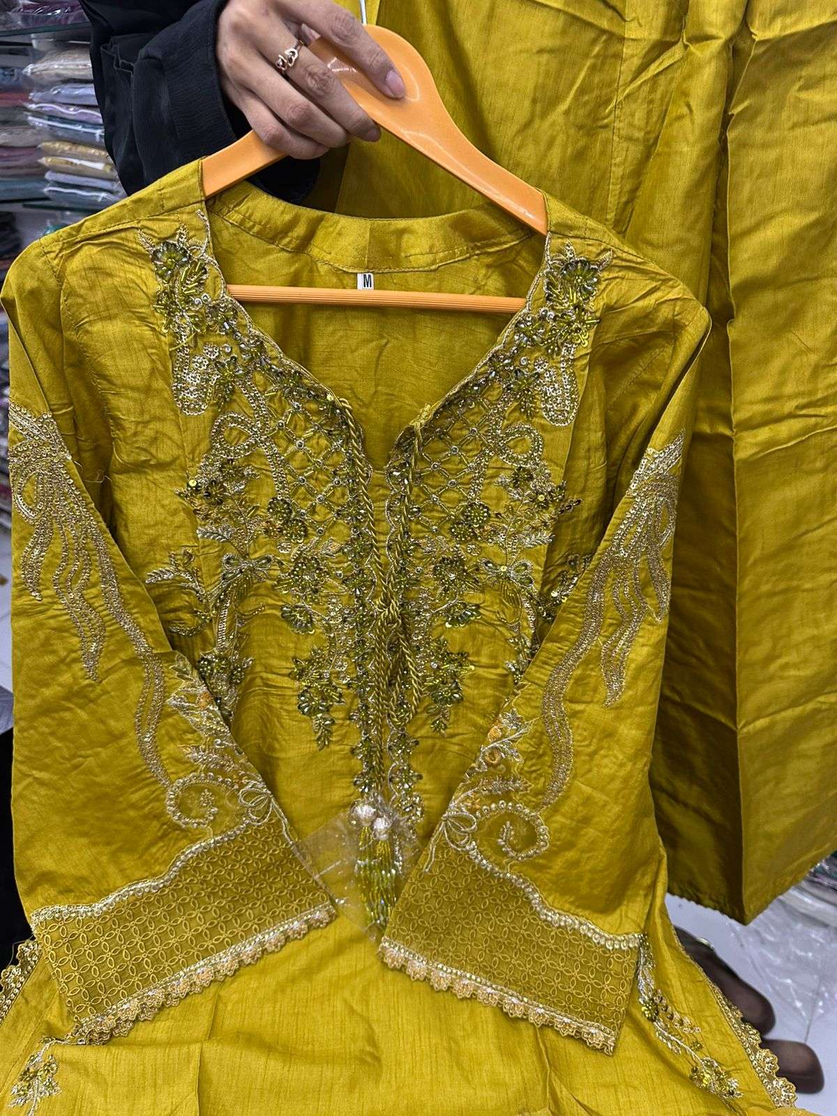 Embroidered Luxury Festive Collection Ready to Wear by Zahra Rubab-16