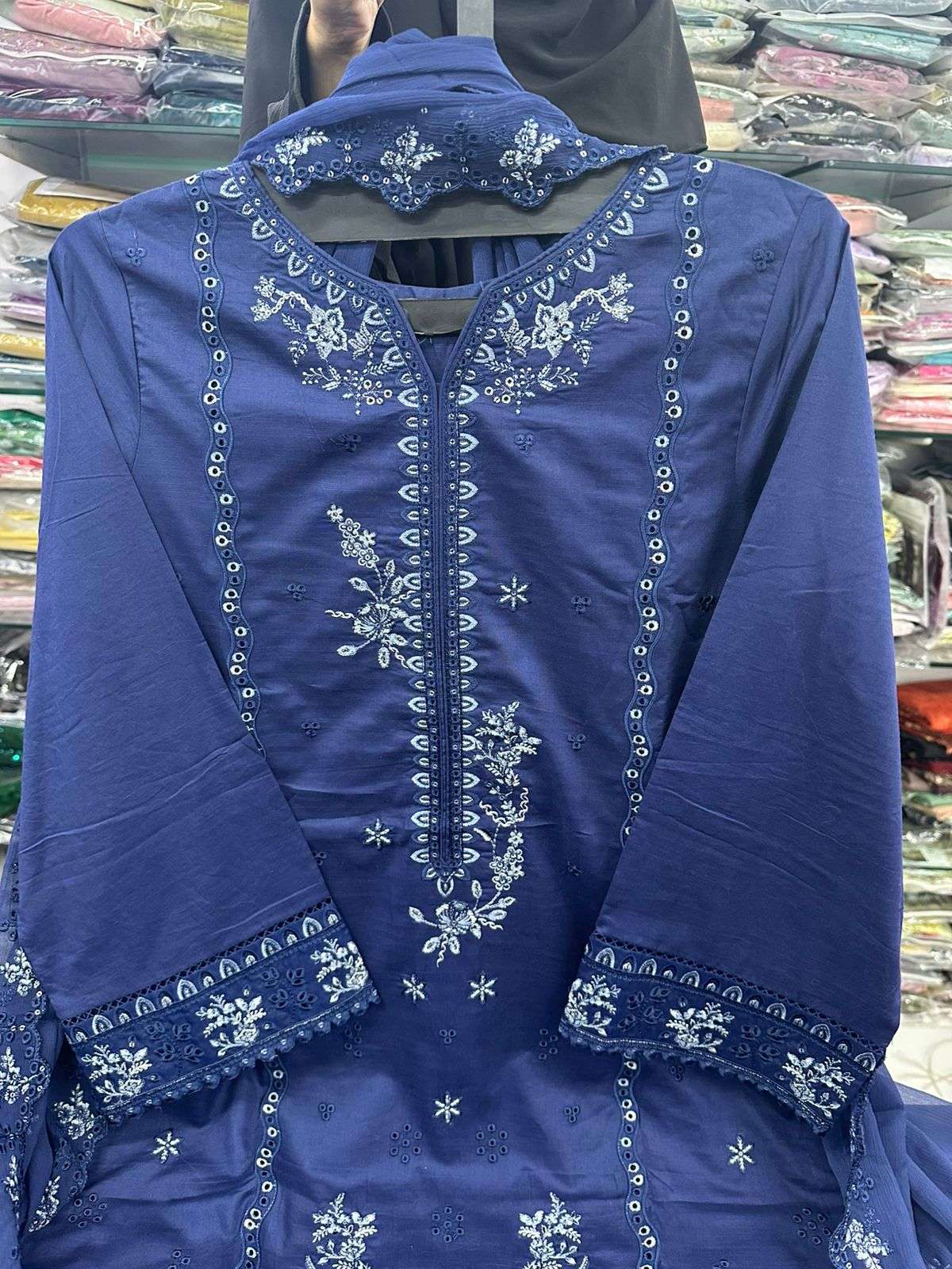 RTW Luxe Pret Lawn by Tawakkal-10