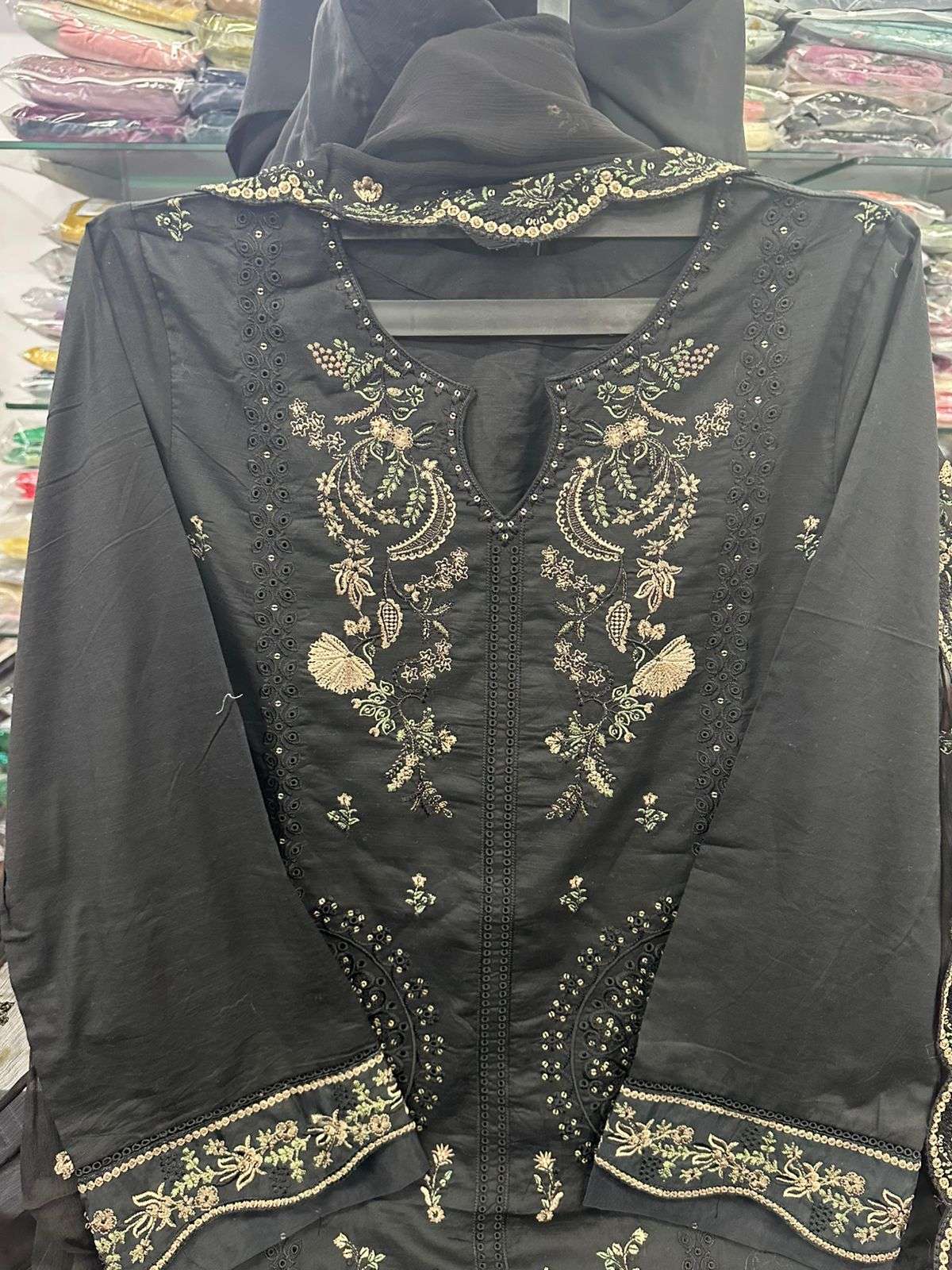 RTW Luxe Pret Lawn by Tawakkal-15