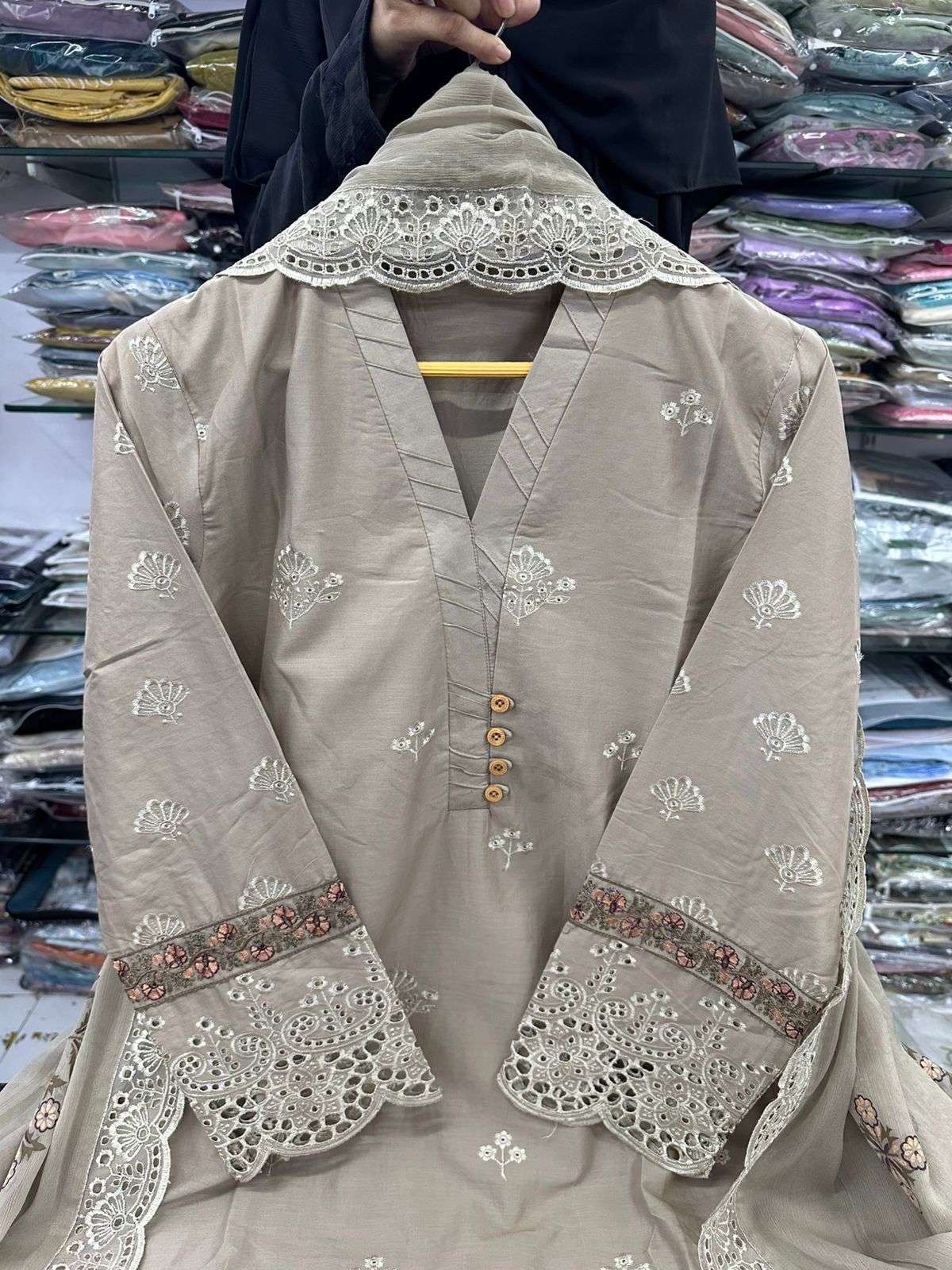 RTW LUXURY LAWN RAMZAN EID EDITS 2026 by Tawakkal-10